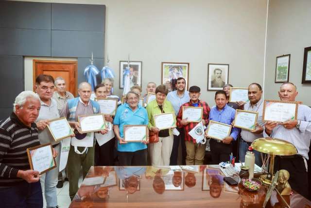 Entregaron reconocimientos a los jubilados municipales, que dejaron una huella en el Municipio